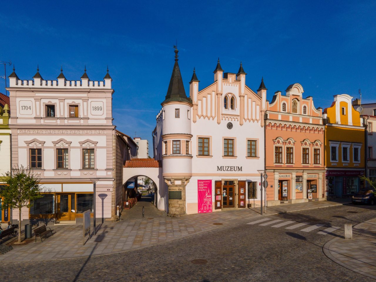 Zahájení výstavy SKLO A SVĚTLO