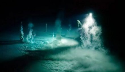 metan na dně oceánu