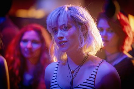 Hlavní roli ve filmu Julie, co by bylo kdyby si zahrála Lou de Laâge