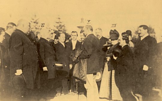 Vojtěch Weidenhoffer (II) vítá v Německém Brodě Antonína Dvořáka (I), 14. května 1892